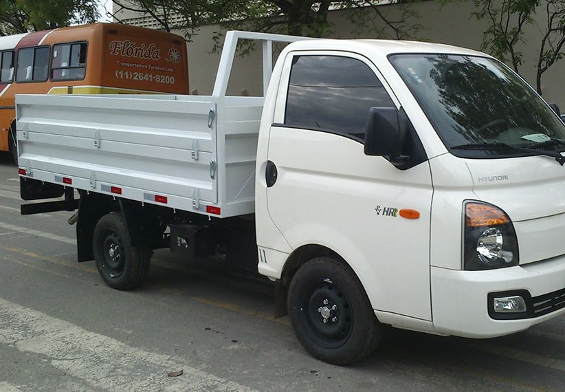 4truck-customizados-carrocerias-metalicas-graneleiras-hyundai-hr-4
