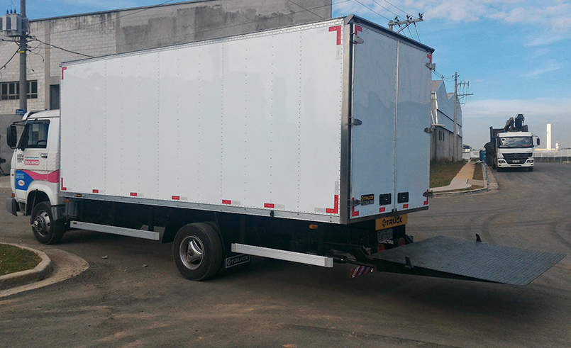4truck-volkswagen-delivery-9150-bau-liso-branco-3