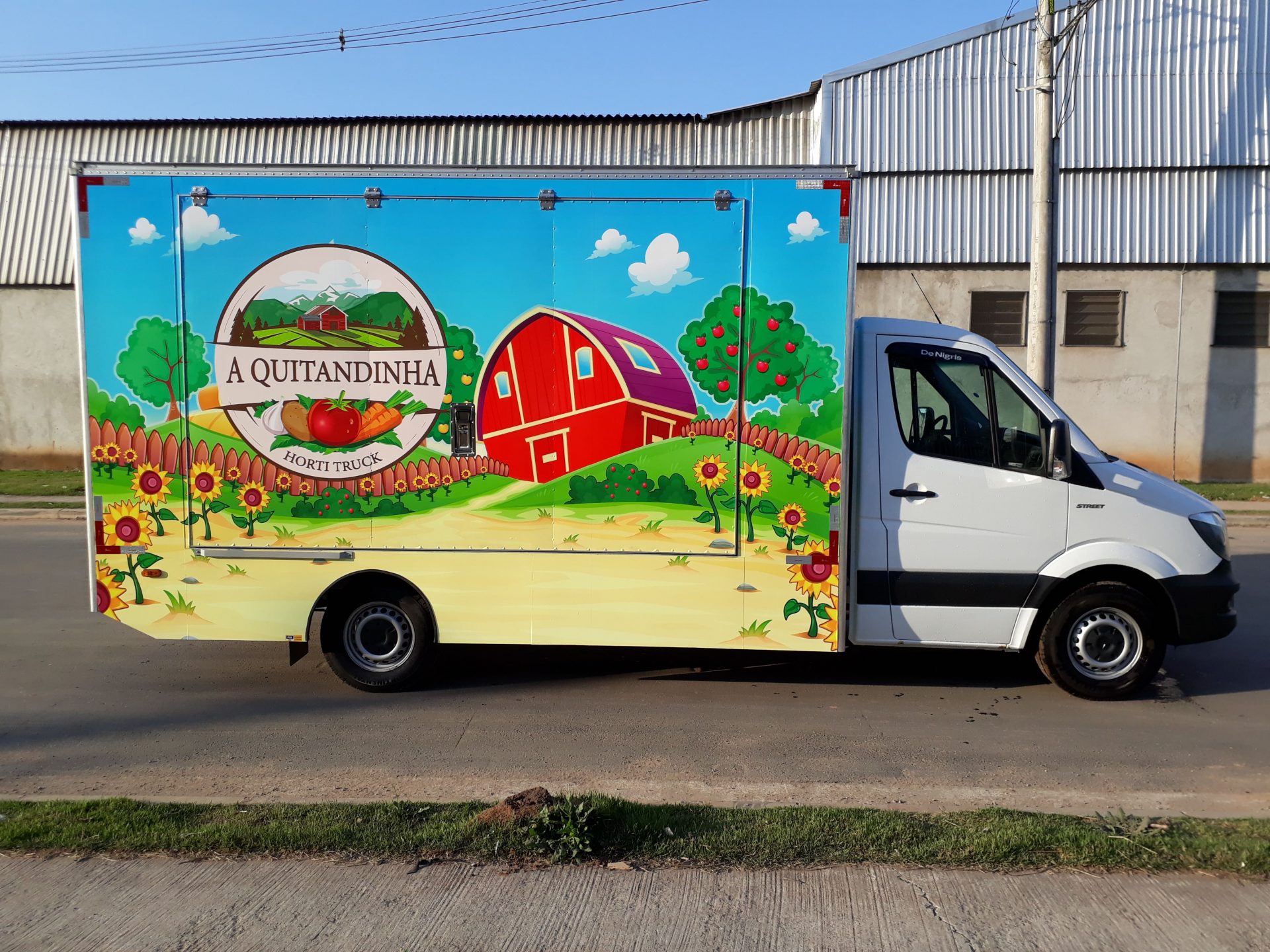 Unidade móvel Food Truck - 4TRUCK