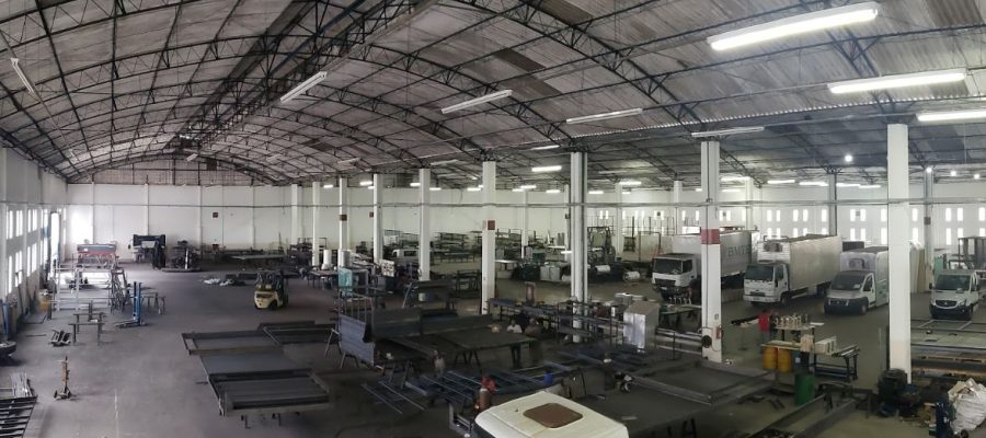 Fábrica de implementos rodoviários: o que considerar ao escolher um fornecedor